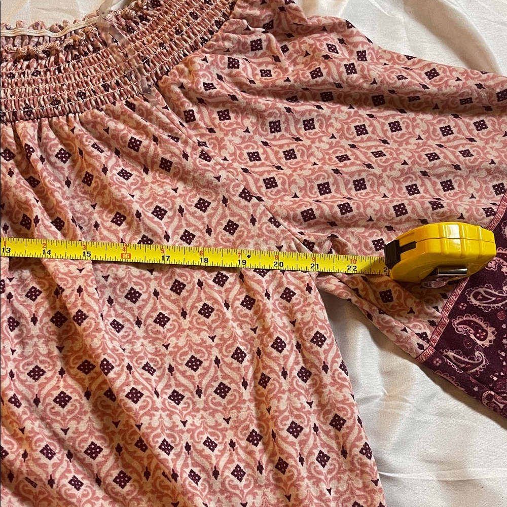 Signature Studio Pink and Purple Blouse - Picture 6 of 9